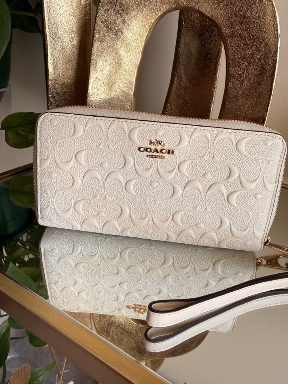 Coach White Embossed Signature Zip Wallet Wristlet with Gold Hardware